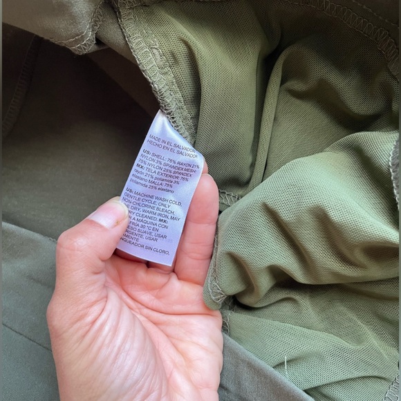 Chico’s So Slimming Brigitte Cropped Green Wide-Leg Pants SZ 10 - Picture 5 of 7